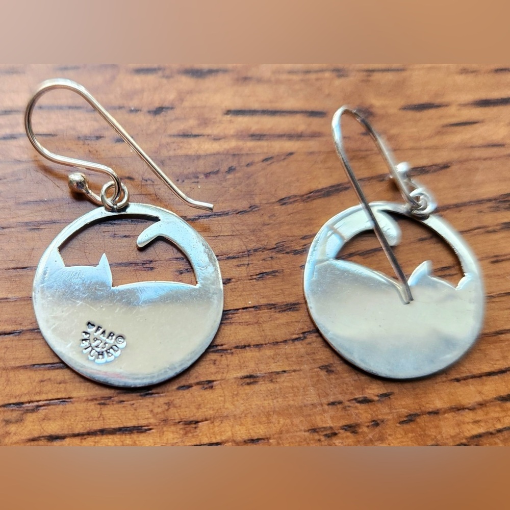Sterling silver circle cat earrings